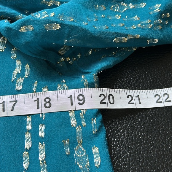 Lilly Pulitzer Matilda Top Fish Gold Clip Chiffon Silk Inky Tidal Blouse Sz M - Picture 10 of 11